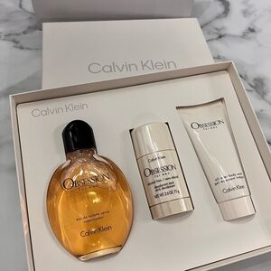 Calvin Klein Obsession Women's Set - Black, Cream, and Orange